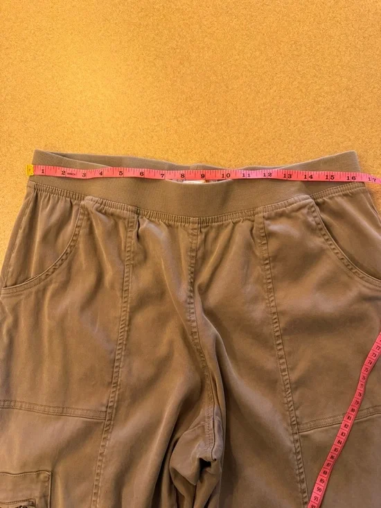 C&C California Olive-Tan Elastic Waist Cargo Pants - Picture 6 of 6